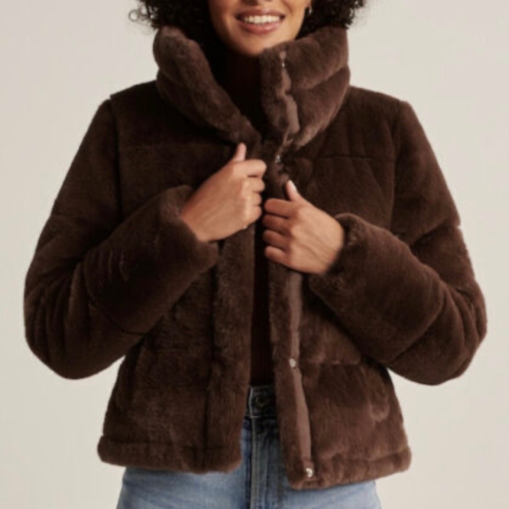 NWT A&F Mini Puffer women’s XL Chocolate Brown Abercrombie